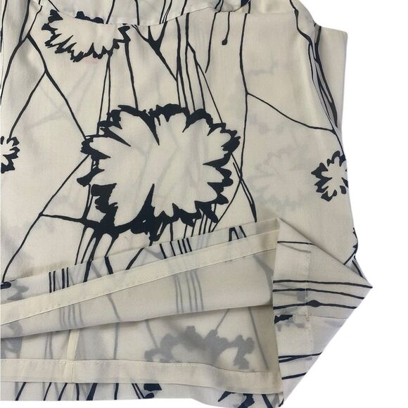 St John P-XL silk blouse cream and black NWT. - Picture 10 of 10